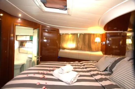 Anima Maris Yacht 우마그