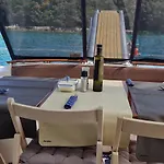 Úszó hotel Anima Maris Yacht *