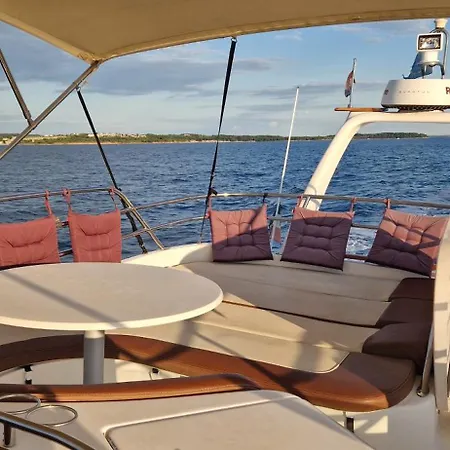 Anima Maris Yacht Bateau-hôtel