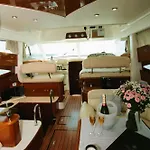 Πλωτό κατάλυμα Anima Maris Yacht *