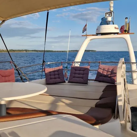 Botel Anima Maris Yacht
