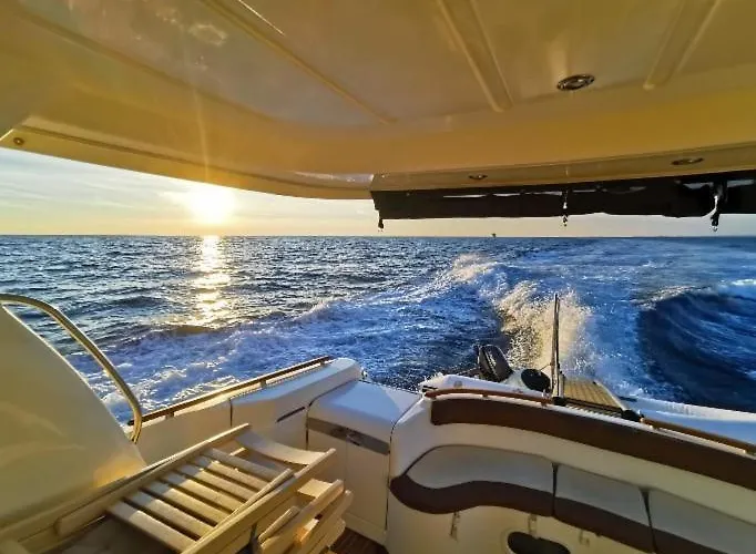 Bateau-hôtel Anima Maris Yacht *