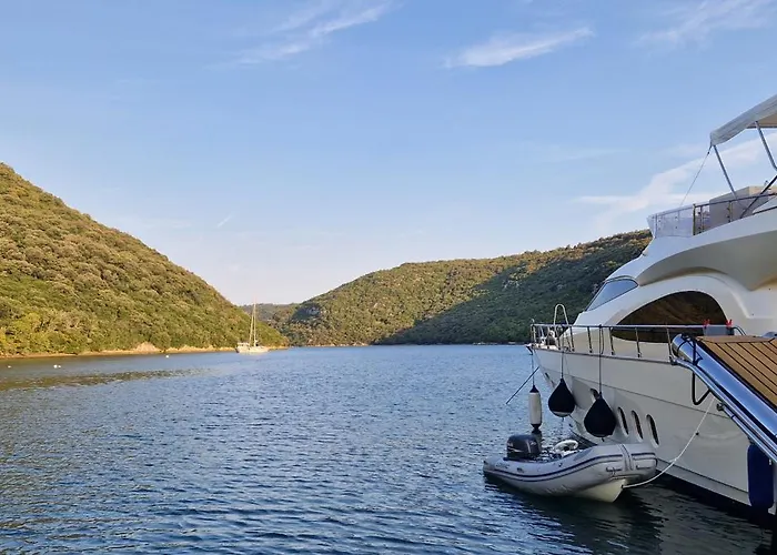Anima Maris Yacht *